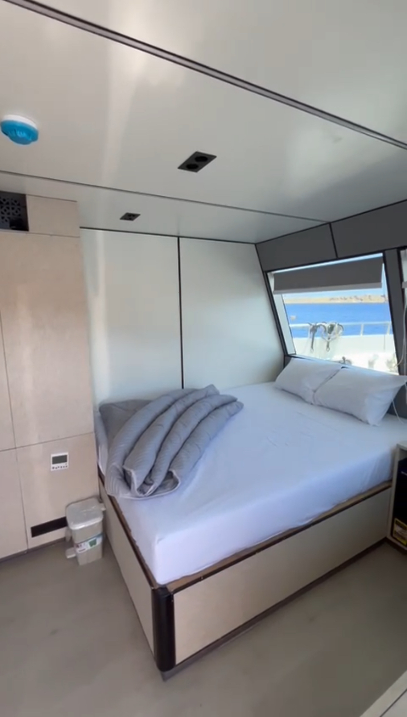 King bed